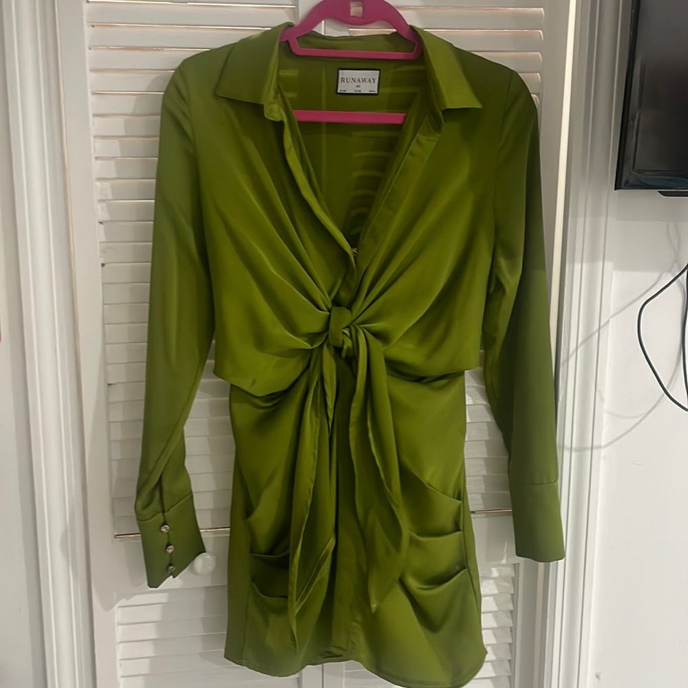 Kiwi lime pretty dress bought at boutique in Doral, Fl XS